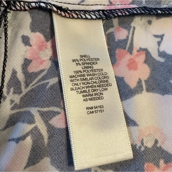 Eliza J Navy Mixed Floral Print 3/4 Sleeve Mini Dress size 2 - Picture 9 of 10